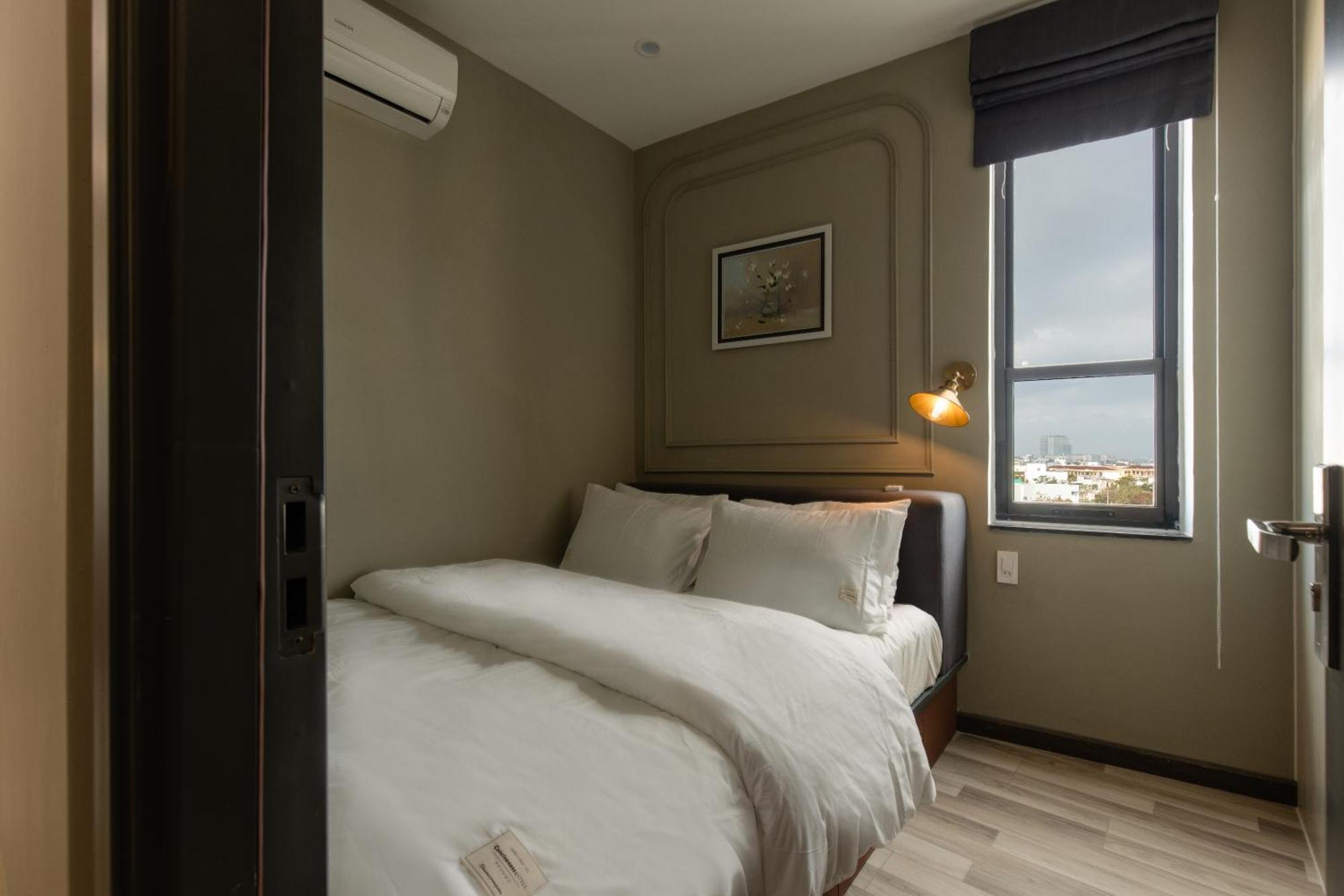 Mercury Hotel